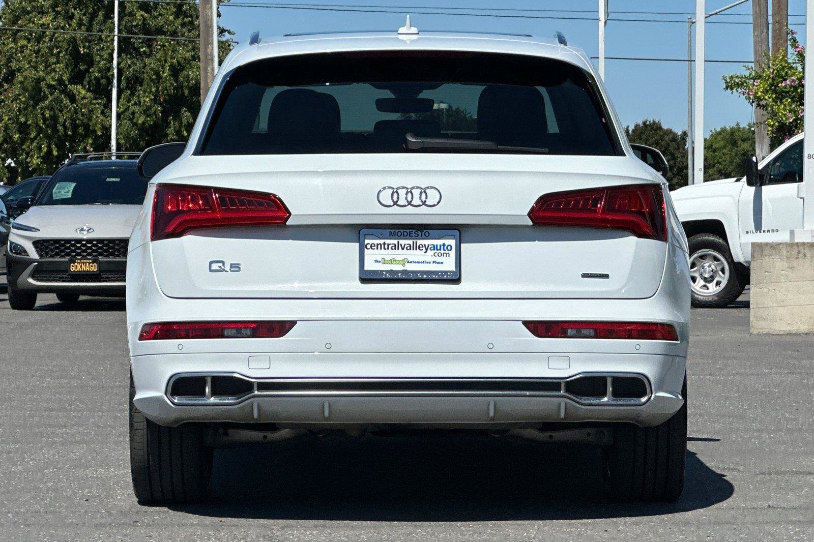 Used 2020 Audi Q5 e Prestige w/ Prestige Package AWD/4WD image 4