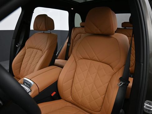 New 2026 BMW X5 xDrive40i AWD/4WD image 10