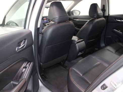 Used 2024 Nissan Altima 2.5 SR FWD image 17