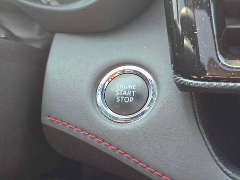 Used 2022 Toyota Highlander XSE AWD/4WD image 28