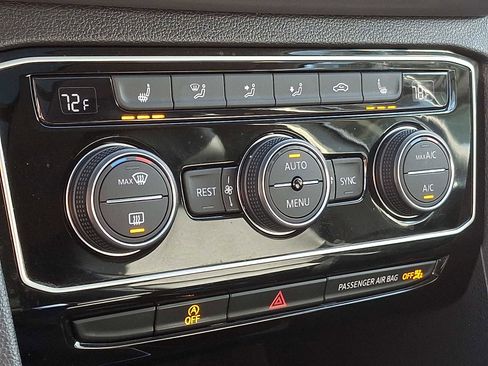 Used 2018 Volkswagen Atlas SEL image 15