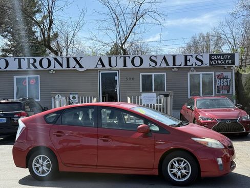 Used 2011 Toyota Prius Two image 1