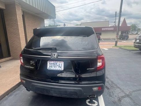 Used 2021 Honda Passport Sport image 4
