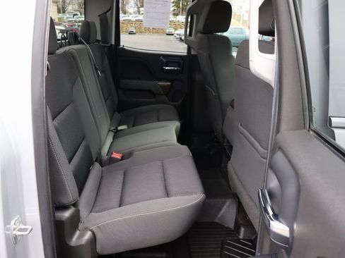 Used 2017 GMC Sierra 1500 SLE w/ SLE Value Package image 20