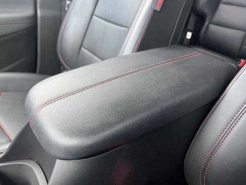 Used 2022 Chevrolet Equinox RS w/ RS Leather Package AWD/4WD image 33