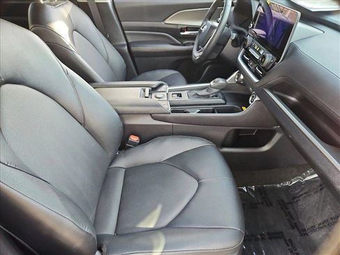 Certified 2026 Toyota Grand Highlander FWD image 27