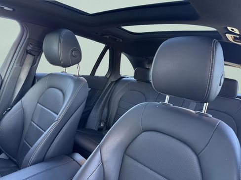 Used 2022 Mercedes-Benz GLC 300 GLC 300 image 44