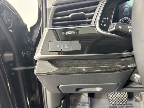 Used 2023 Audi Q7 3.0T Premium Plus w/ Premium Plus Package image 14