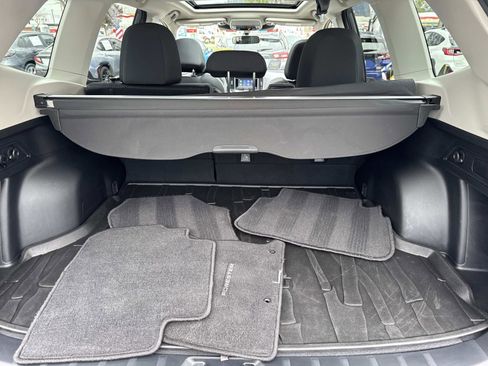 Used 2024 Subaru Forester Premium image 7