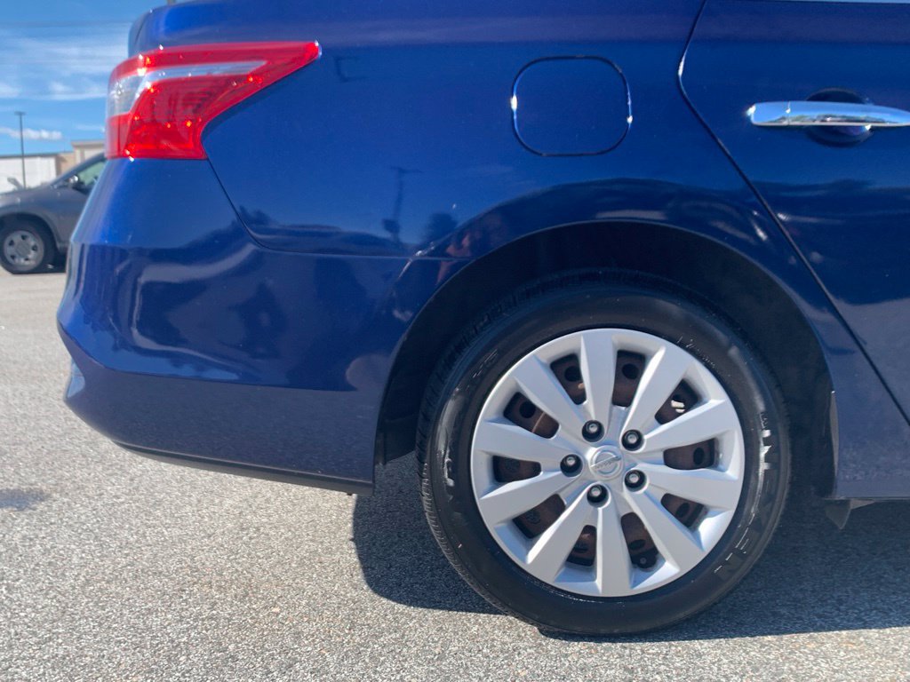 Used 2017 Nissan Sentra S FWD image 24