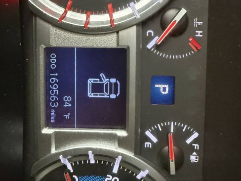 Used 2016 Toyota 4Runner SR5 RWD image 16