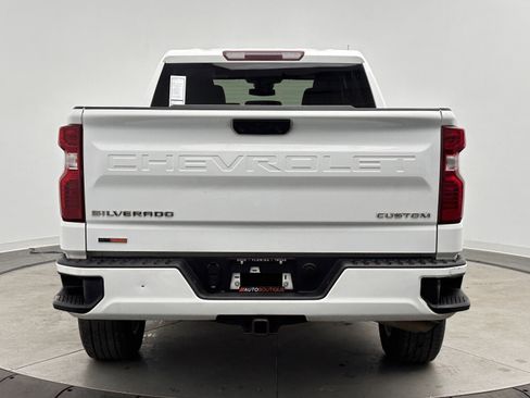 Used 2024 Chevrolet Silverado 1500 Custom image 6