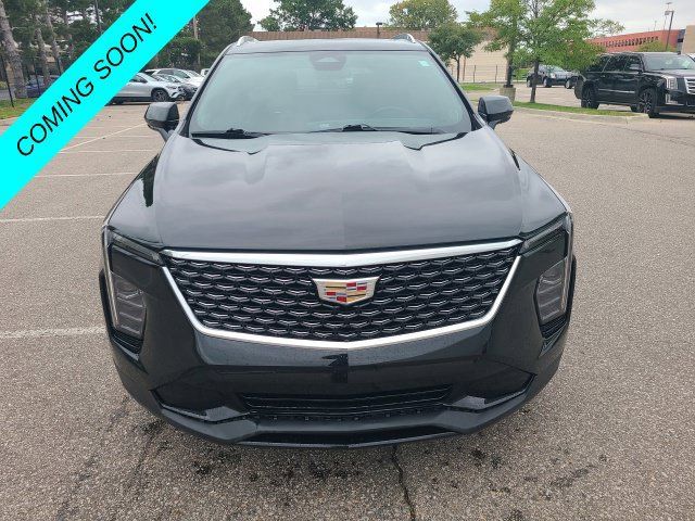 Used 2024 Cadillac XT4 Premium Luxury AWD/4WD image 15