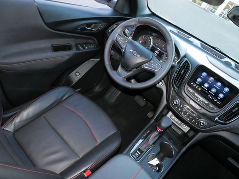 Used 2023 Chevrolet Equinox RS w/ RS Leather Package image 9