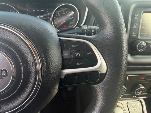 Used 2018 Jeep Compass Sport AWD/4WD image 15