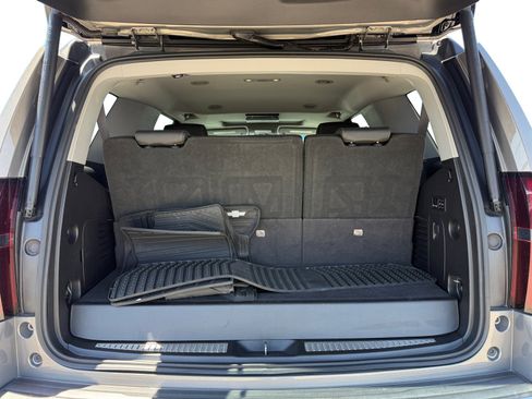 Used 2017 Chevrolet Tahoe Premier AWD/4WD image 17