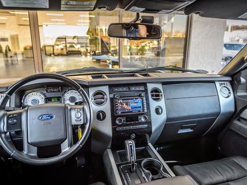 Used 2013 Ford Expedition EL Limited image 23