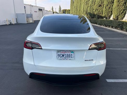 Used 2023 Tesla Model Y Long Range AWD/4WD image 4
