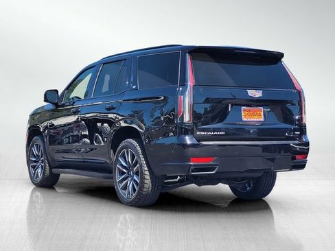 Used 2023 Cadillac Escalade Sport AWD/4WD image 6