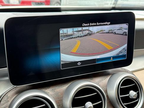 Used 2021 Mercedes-Benz C 300 Sedan image 25