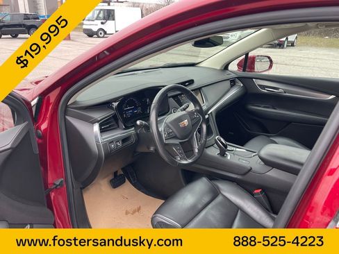 Used 2019 Cadillac XT5 Luxury FWD image 13