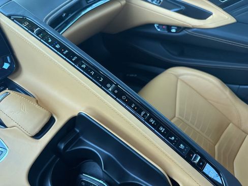 Used 2025 Chevrolet Corvette Z06 w/ Stealth Interior Trim Package RWD image 19