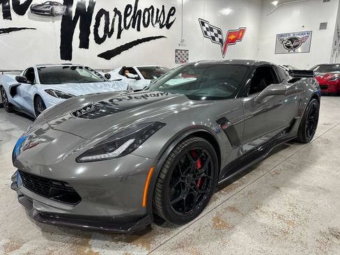 Used 2015 Chevrolet Corvette Z06 w/ Z07 Performance Package RWD image 26