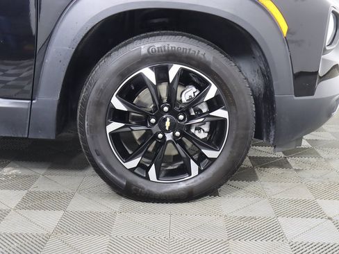 Used 2022 Chevrolet TrailBlazer LT w/ Sun and Liftgate Package image 23