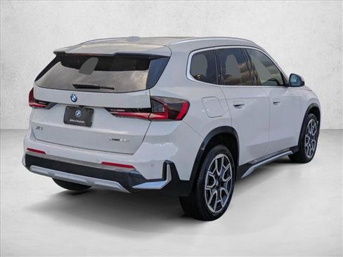 New 2026 BMW X1 xDrive28i image 2