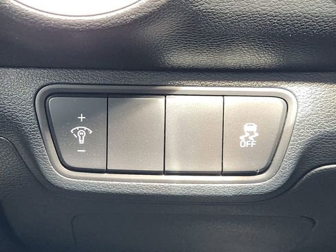 Used 2024 Kia Forte LXS FWD image 26