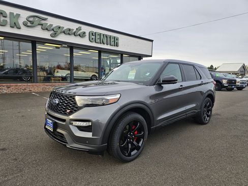 Certified 2022 Ford Explorer ST w/ Equipment Group 401A image 2