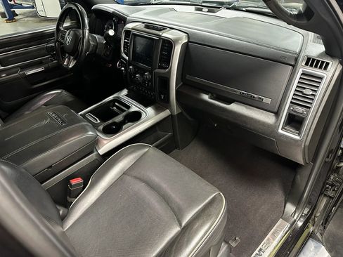 Used 2018 RAM 3500 Laramie Longhorn image 22