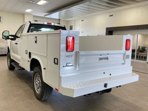 New 2026 Ford F250 XL w/ XL Chrome Package image 7