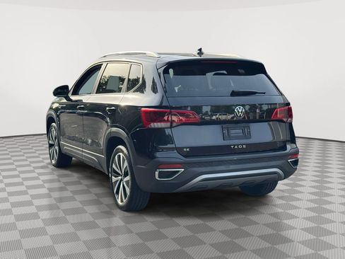 Used 2024 Volkswagen Taos SE FWD image 4