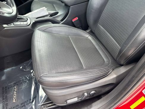 Used 2018 Hyundai Kona Limited AWD/4WD image 19