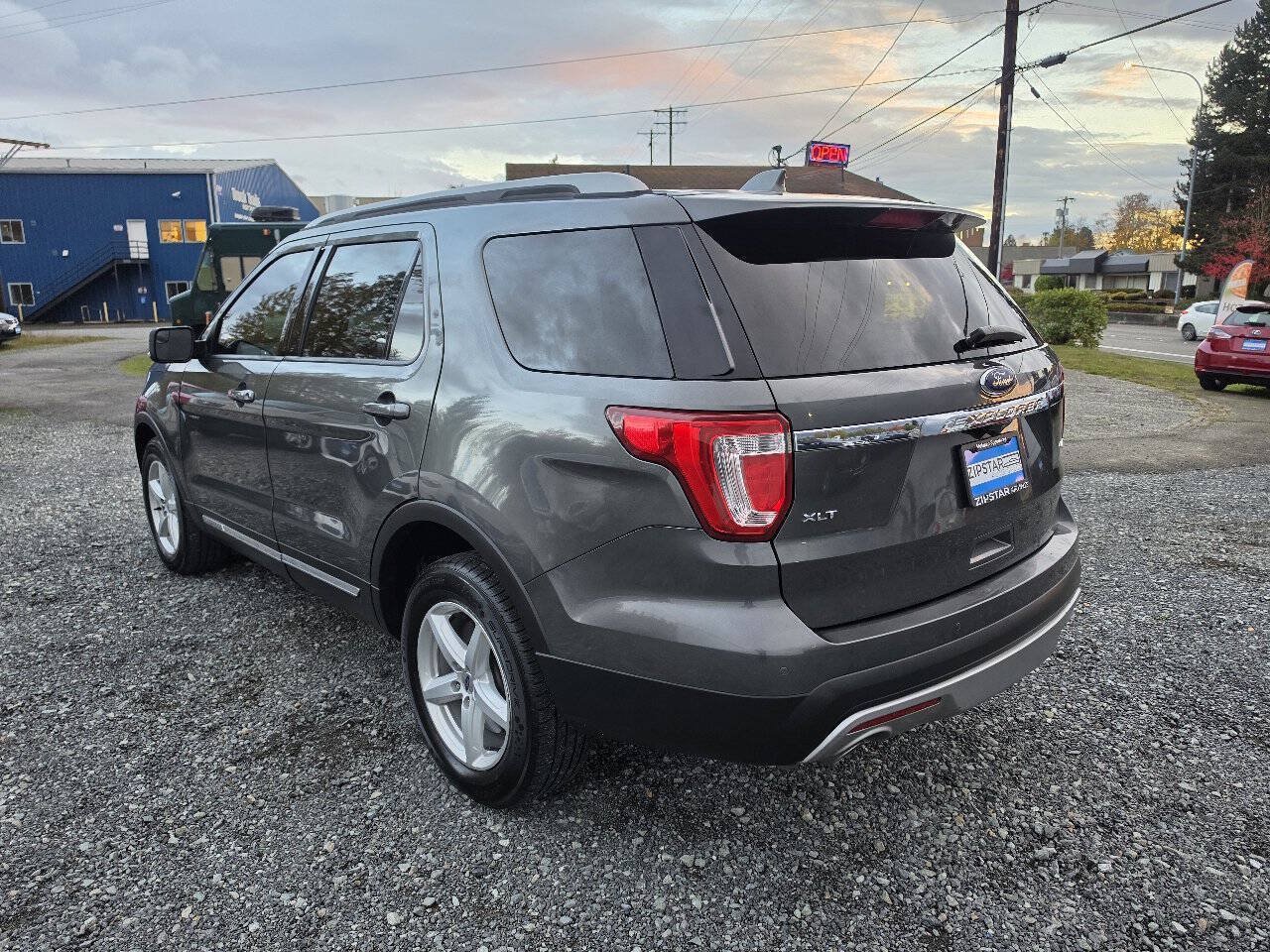 Used 2016 Ford Explorer XLT AWD/4WD image 5