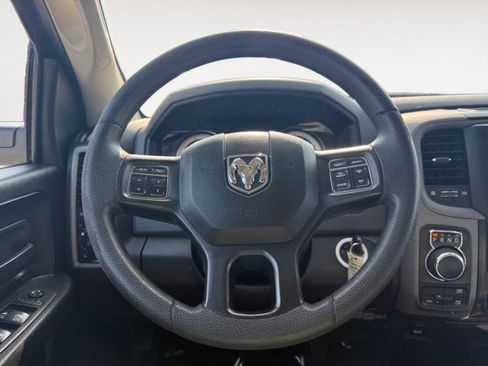 Used 2018 RAM 1500 Express w/ Express Value Package AWD/4WD image 8