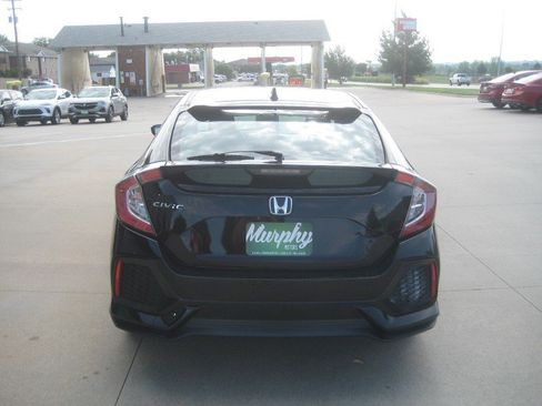 Used 2018 Honda Civic EX image 6