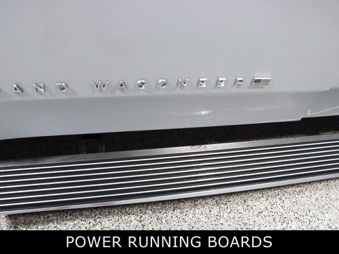 Used 2022 Jeep Grand Wagoneer Series II w/ Convenience Group III AWD/4WD image 12