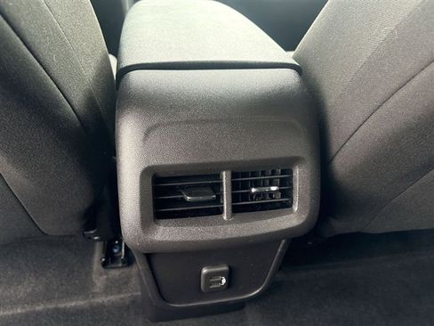 Certified 2024 Chevrolet Equinox LT FWD image 20
