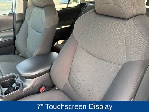 Used 2021 Toyota RAV4 XLE w/ Convenience Package FWD image 13