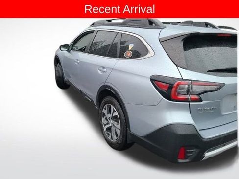 Used 2022 Subaru Outback Limited image 8