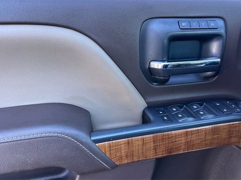 Used 2018 GMC Sierra 1500 SLT image 14