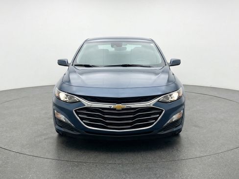 Used 2024 Chevrolet Malibu LT image 2