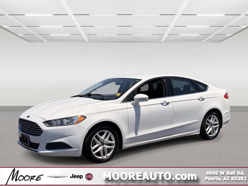 Used 2016 Ford Fusion SE FWD image 1