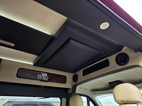 Used 2023 RAM ProMaster 2500 w/ Premium Convenience Group (B) FWD image 12