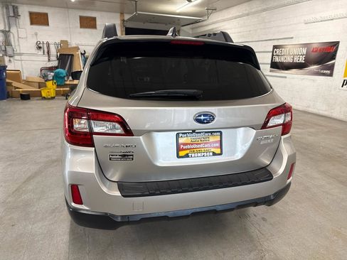Used 2017 Subaru Outback 2.5i Premium AWD/4WD image 89