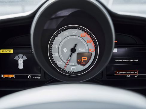 Used 2017 Ferrari 488 GTB RWD image 63