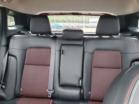 New 2026 Nissan Kicks SR image 14