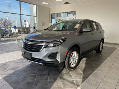 Used 2023 Chevrolet Equinox LT w/ LPO, Floor Liner Package image 2